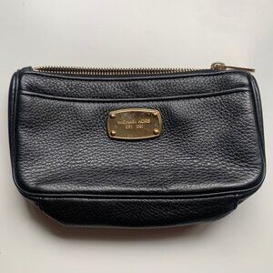 Michael Kors Black Pebbled Leather Wristlet Clutch Bag – Gold Plate Logo, Zip